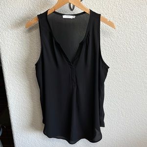 EUC Black Lush V-neck sleeveless blouse in XL